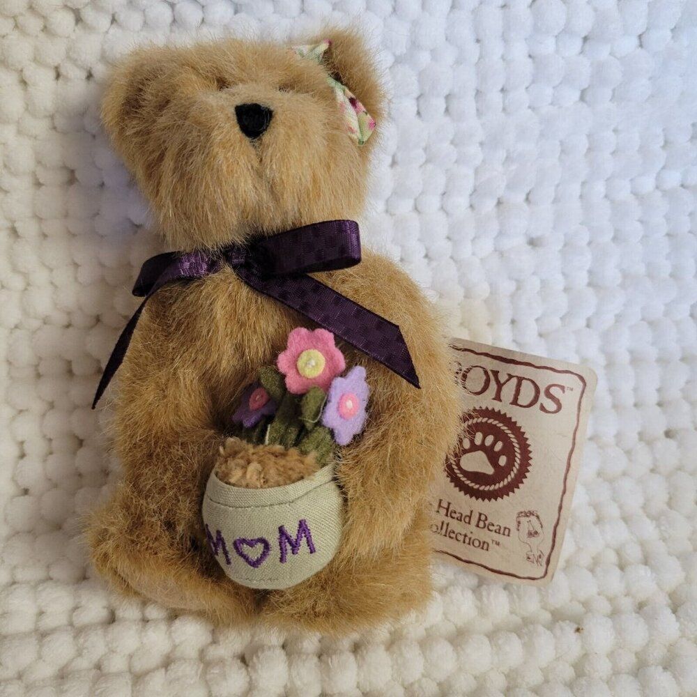 Boyds Bear Head Bean #82524 Ruthie Best Dressed Bears Series Mom w/tag